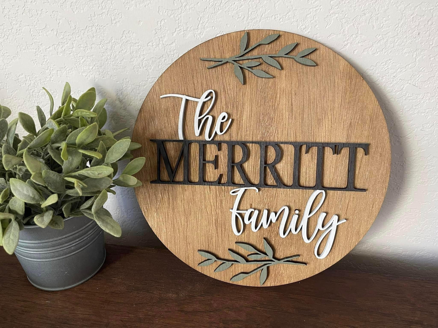 Custom 11.5" Family Name Round – Laser Cut Décor