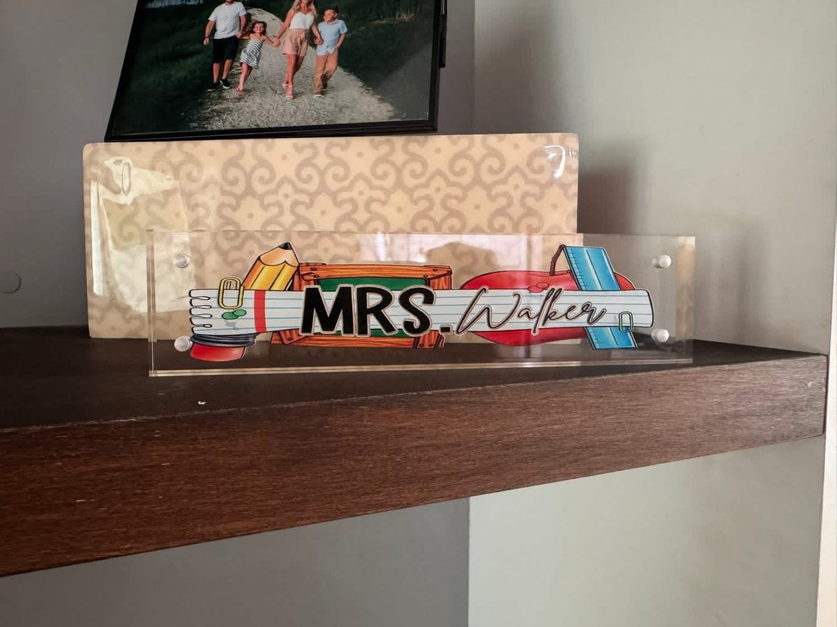 Teacher Desk Name Display