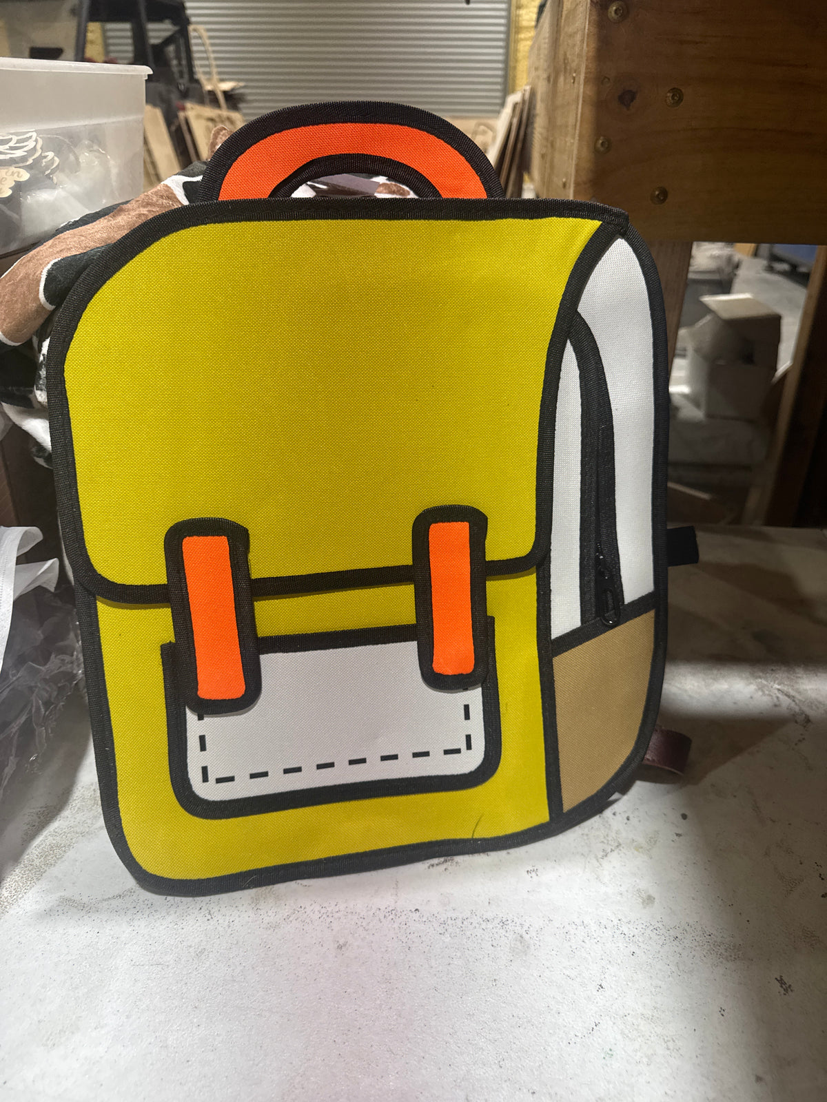 Cartoon backpack - yellow